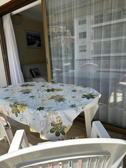 Apartment Mona Lisa Bord De Menton